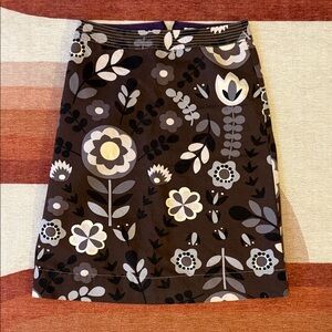 Boden women’s Floral Patterned Skirt size US4
